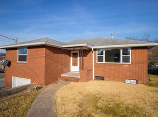 116 5th St, Bridgeport, WV 26330