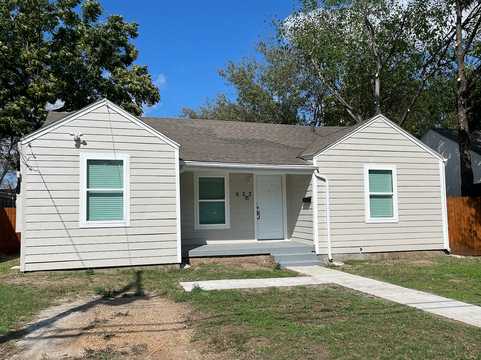 3 bed, 1021 sqft, $1,650 — Photo 3