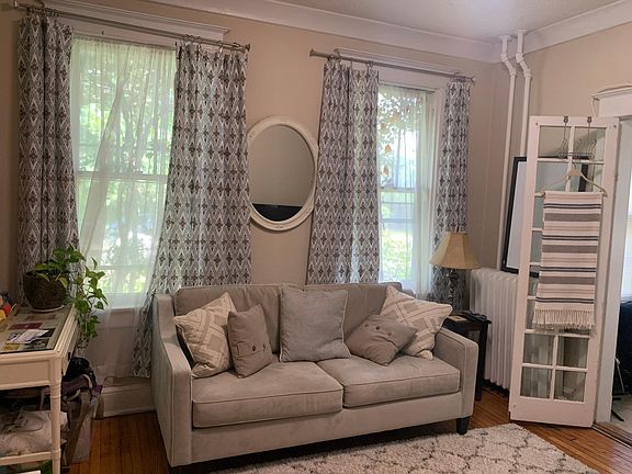 2nd image of 2406 Clyde Ave