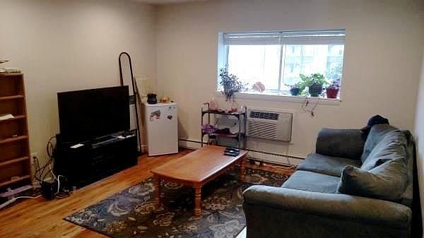 2nd image of 15 Euston Rd #4MA