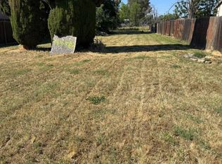 1025 Las Palmas Ave, Sacramento, CA 95815
