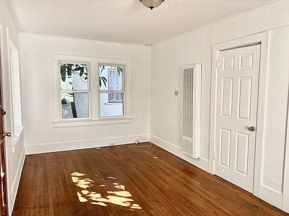2nd image of 1021 20th St #2A