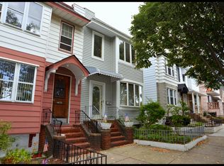 5731 63rd St, Maspeth, NY 11378