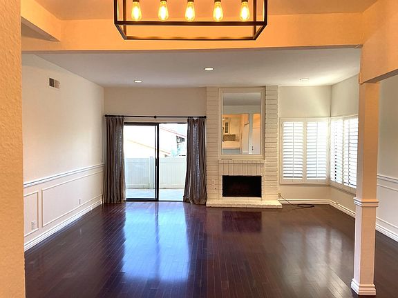 3rd image of 1837 Caddington Dr Unit 33