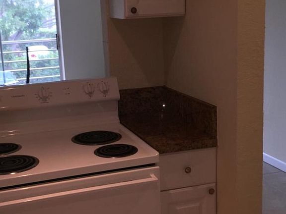 5th image of 4304 NW 9th Ave APT 32G