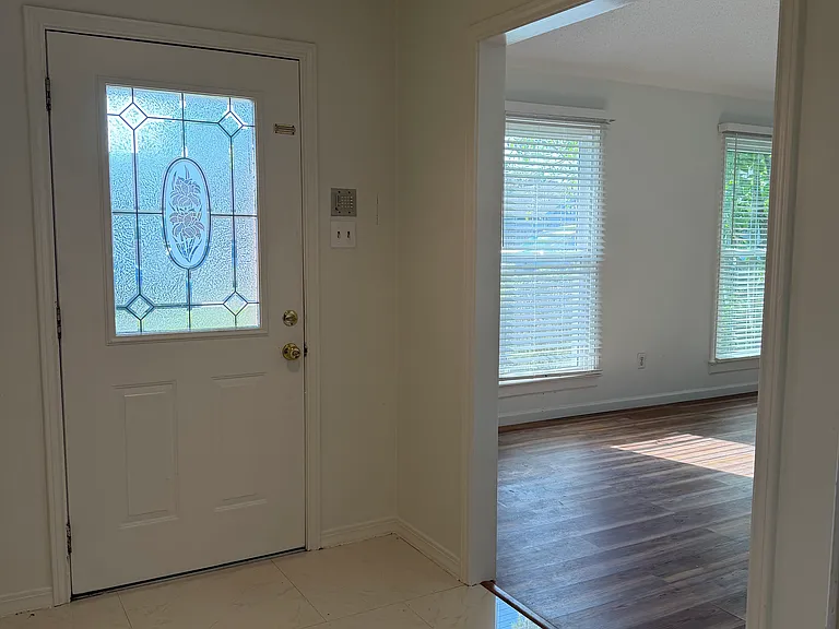 48 Traminer Dr — Photo 6