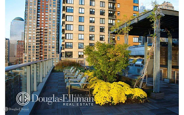 Rented by Douglas Elliman | media 42