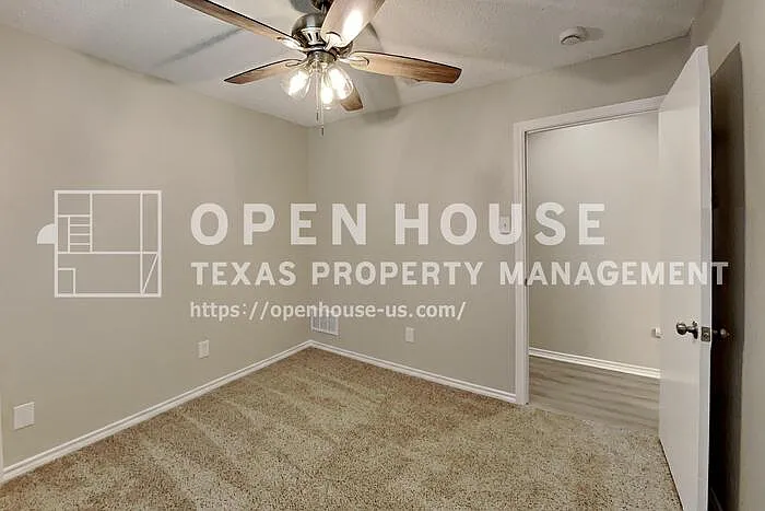 1228 Windy Meadows Dr — Photo 13