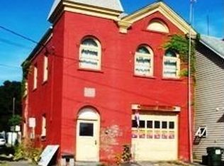 104 N Washinton St, Athens, NY 12015