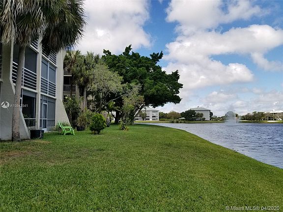 4th image of 9420 Poinciana Pl APT 409