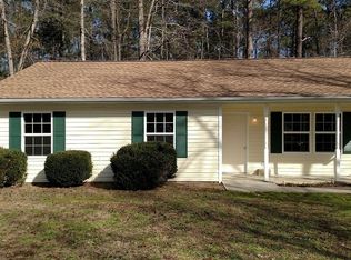 7662 Walnut Rd, Gloucester, VA 23061