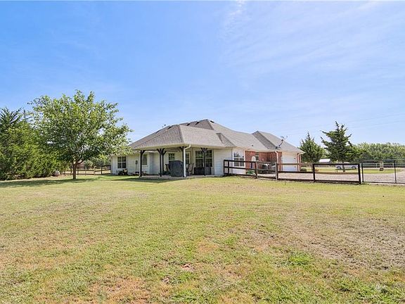 5th image of 109 Judah Cir
