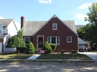 8080 Ritter St, Center Line, MI 48015