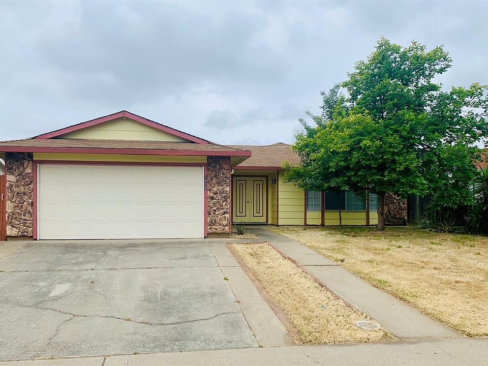 1st image of 3924 Bairnsdale Way