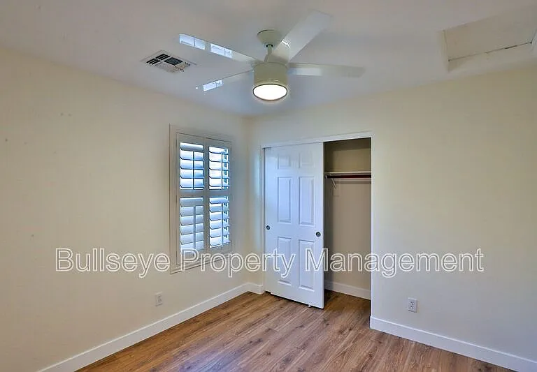 7321 N 89th Dr — Photo 22