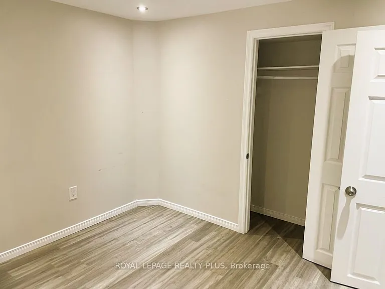455 Trudeau Dr #BASEMENT — Photo 13