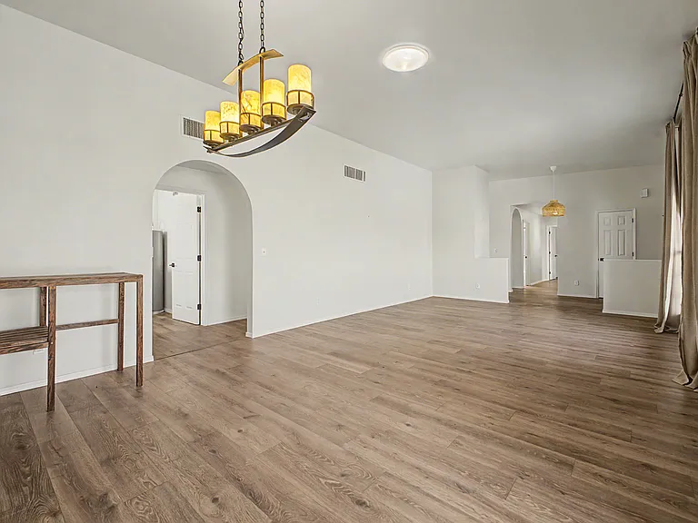 4650 N Paseo De Los Cerritos — Photo 7