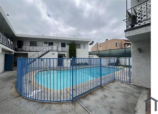 4th image of 8030 Langdon Ave