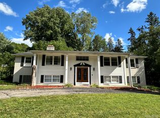 26742 Westmeath St, Farmington Hills, MI