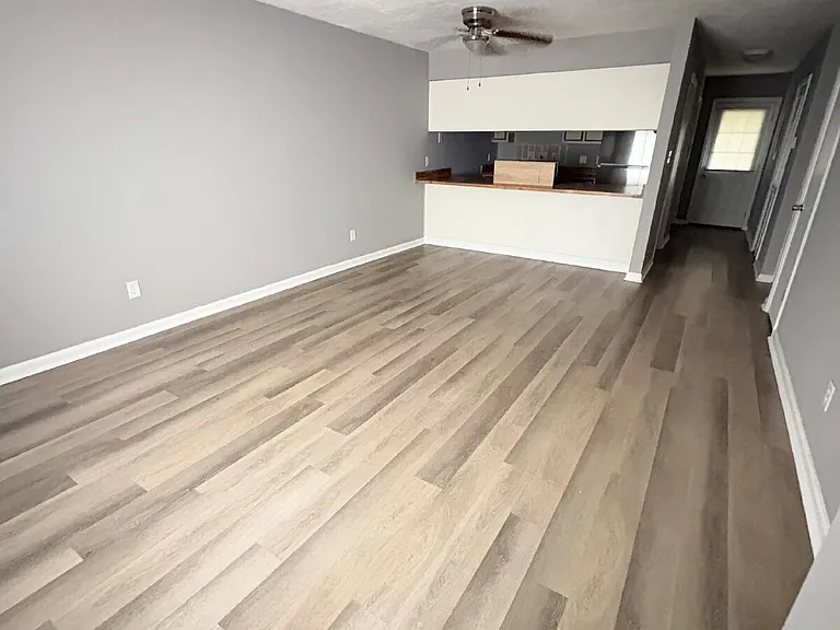1824 Seay Ct — Photo 3