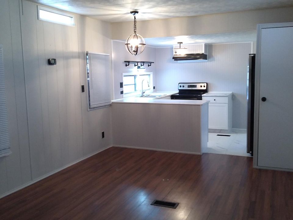 1st image of 5453 Pineland Ave
