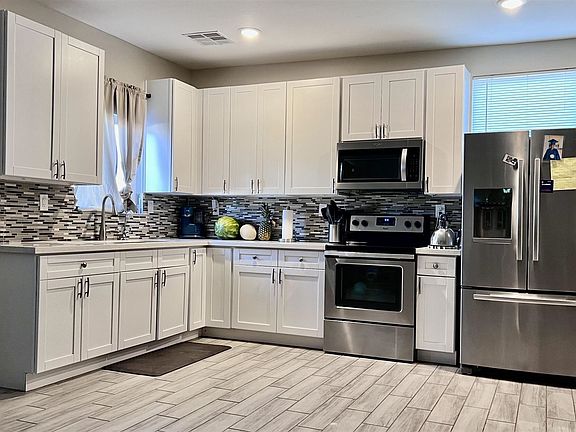 2nd image of 5006 S 35th Dr