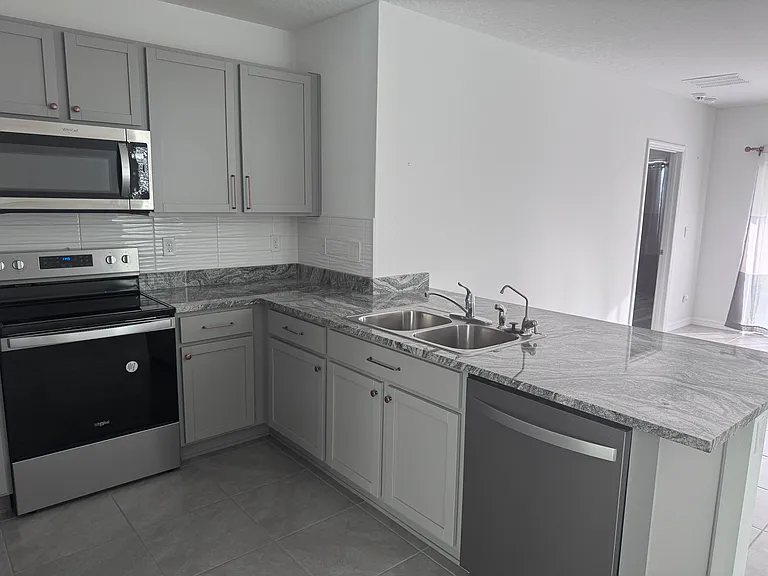 6250 Wandering Willow Dr — Photo 9