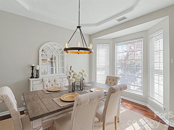 5th image of 5919 Cambellton Dr