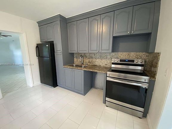 2nd image of 1031 Atlantic Ave