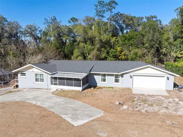 1049 W New York Ave, Orange City, FL 32763