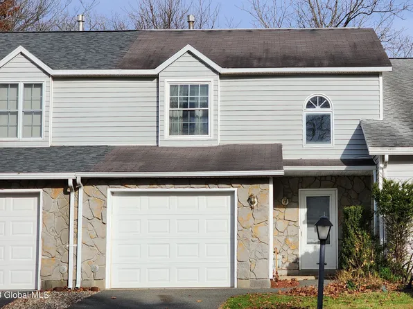 4 Woodside Drive, Albany, NY 12208
