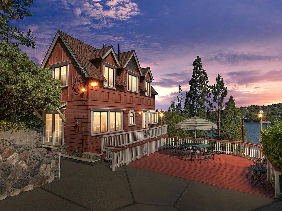 1st image of 28775 Palisades Dr