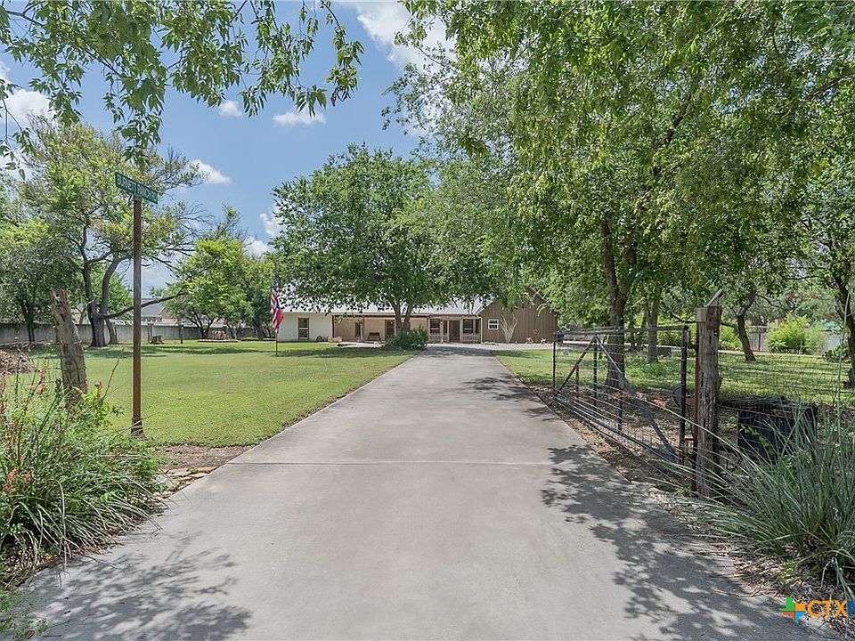 1st image of 1690 Waterway Ln