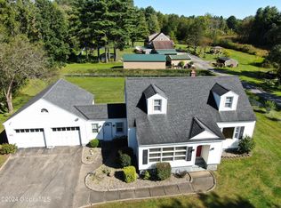 1183 Midline Rd, Amsterdam, NY 12010