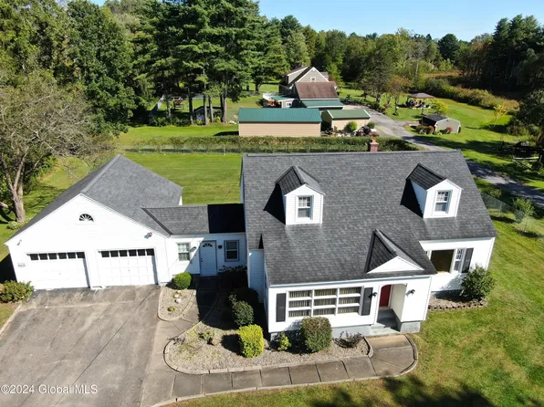 1183 Midline Road, Amsterdam, NY 12010