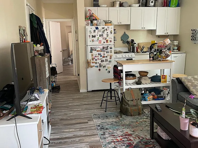 33 Clarendon St #1 — Photo 6