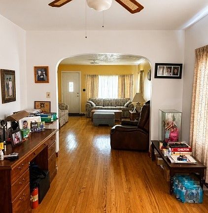 4th image of 600 Edgewood Dr