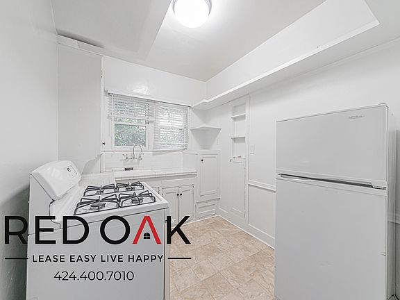 2nd image of 1740 N Gramercy Pl APT 201
