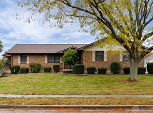 2162 Casa Grande Ct, Xenia, OH 45385