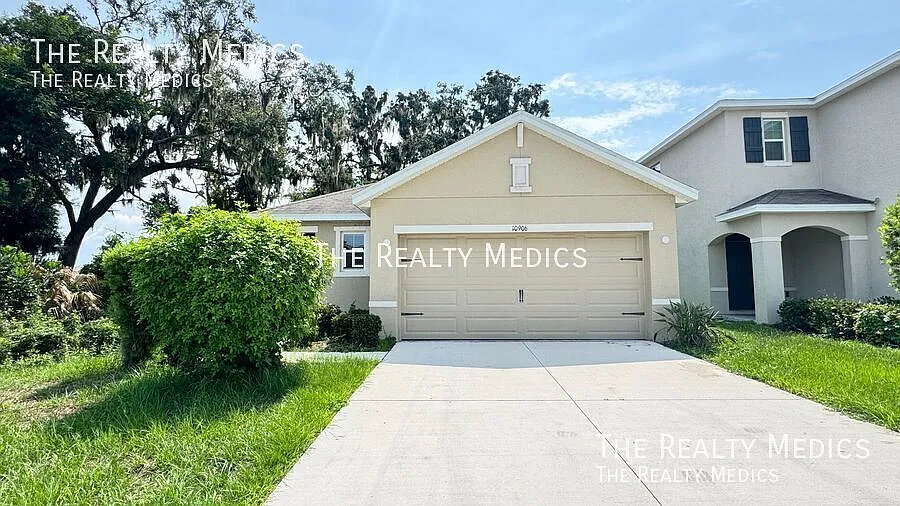10906 Carlton Fields Dr