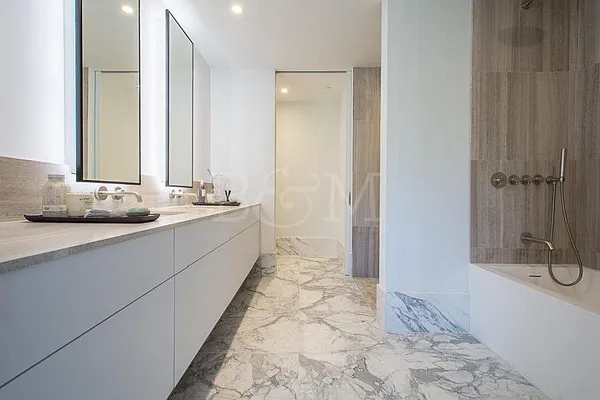 Rented by Brick&Mortar | media 9