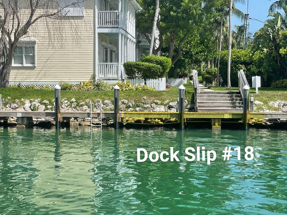 2nd image of Dock Dock Harbor Village Dr Unit Drive Slip 18
