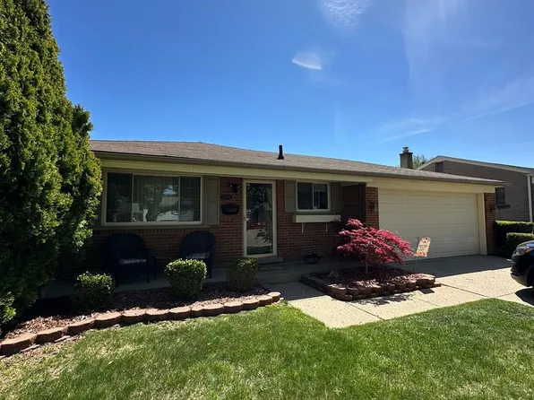 32836 Chalfonte Dr, Warren, MI 48092