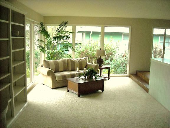 4th image of 4531 Crestwood Way