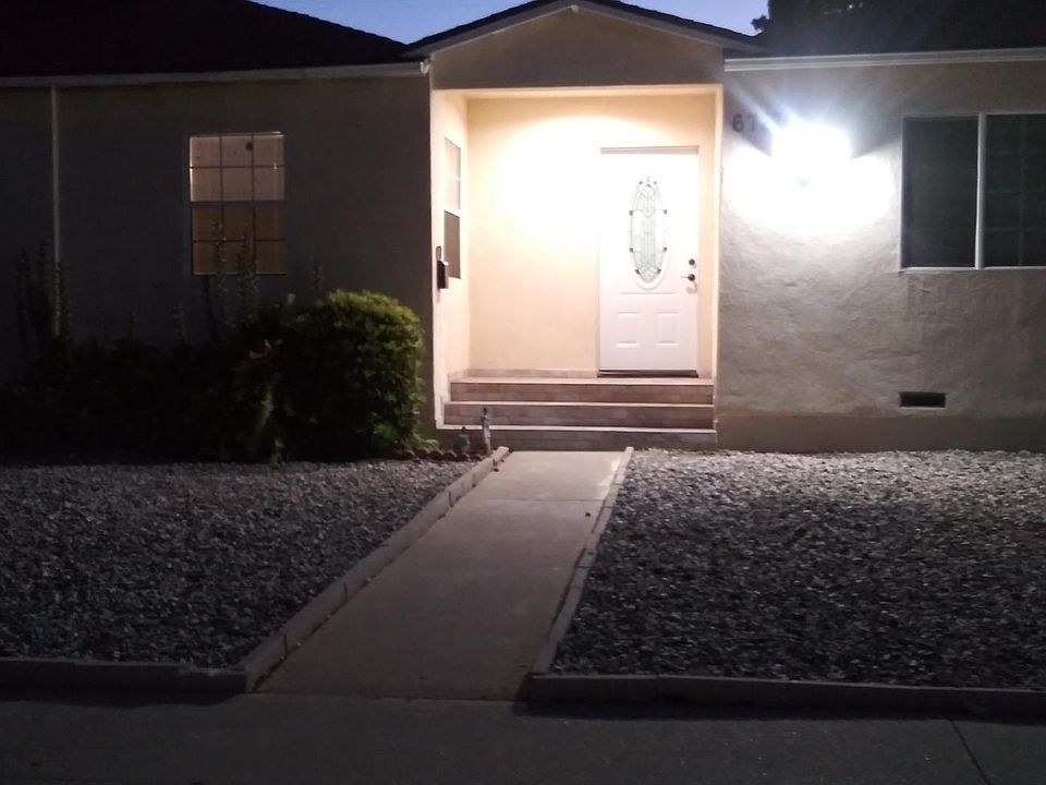 1st image of 6717 White Oak Ave