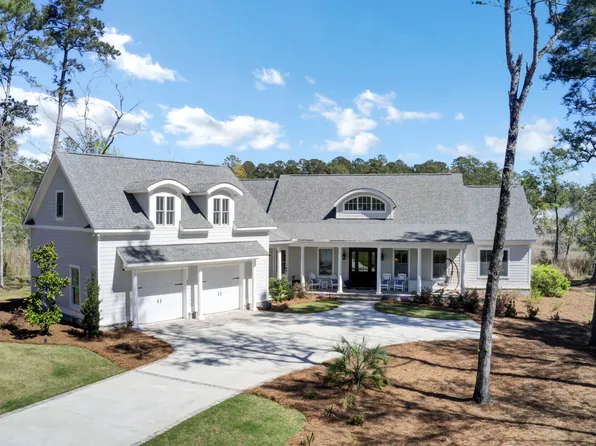 4030 Lady Banks Ln, Ravenel, SC 29470
