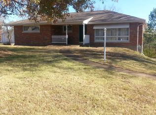 2013 Bald Hill Rd, Jefferson City, MO 65101