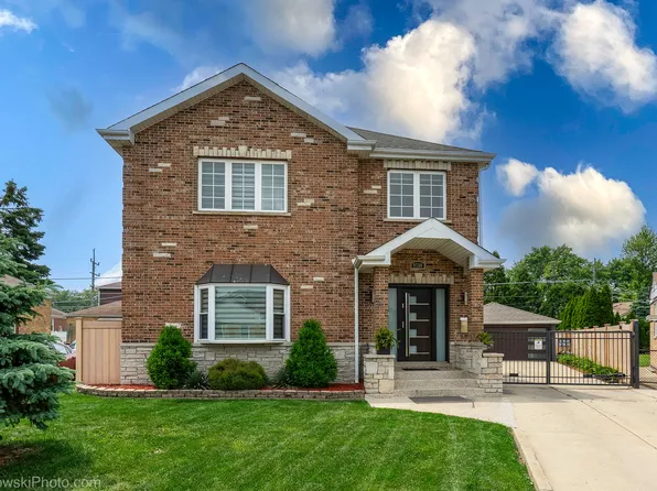 9738 Reeves Ct, Franklin Park, IL 60131