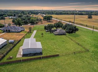 1796 Fawn Lake Dr, Bryan, TX 77808