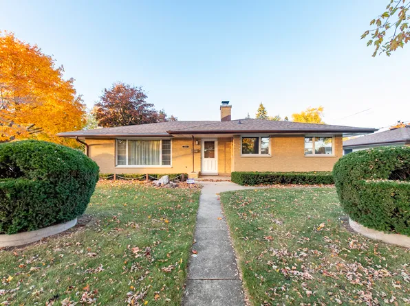 2217 Joanna Ave, Zion, IL 60099